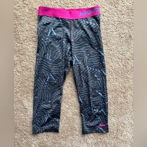Nike Pro Workout Leggings. Size Small.